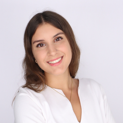 Phoebe Callahan headshot
