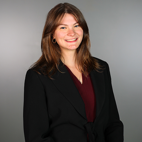 Hailey Brown headshot