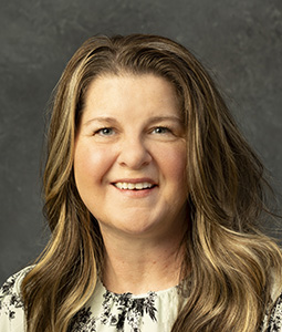 Tina Ormenisan