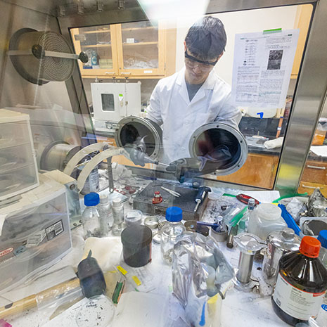 Undergraduate student working in the Carolina Institute for Battery Innovation